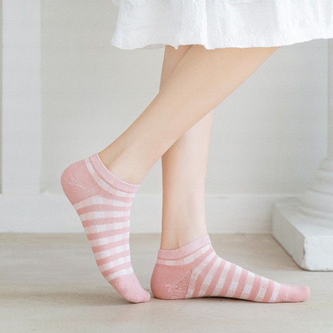 Tất Nữ cổ ngắn Đẹp dệt kim thêu tông hồng cotton được chọn màu mẫu CW226