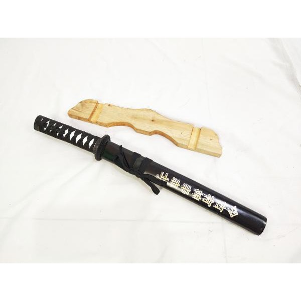 Mô Hình Nhân Vật Kenji Samurai Tanto 2 Kg Màu Đen Độc Đáo Sống Động