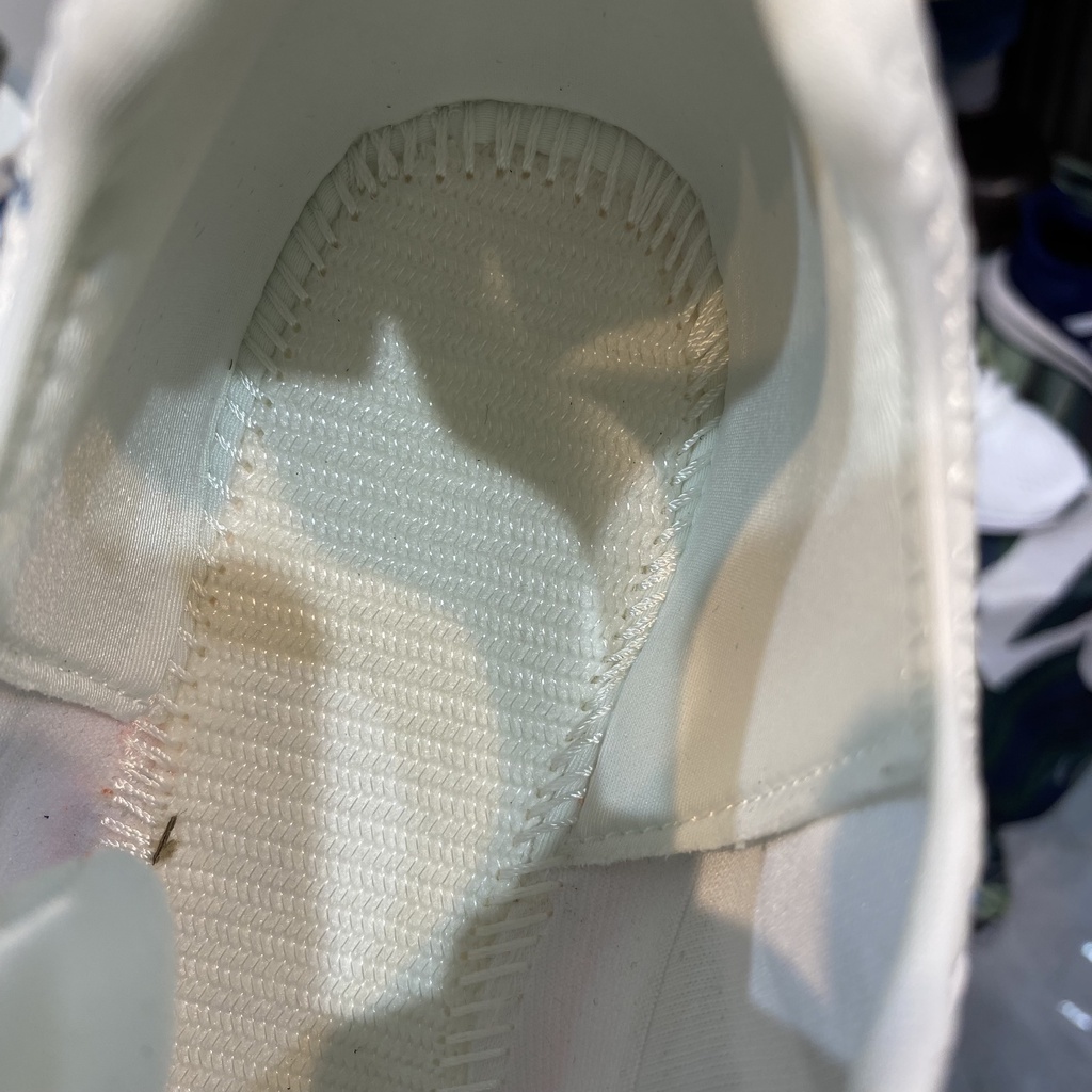 Giày Thể Thao Sneaker A Di Đát Dét Hai Ca Lai Auu