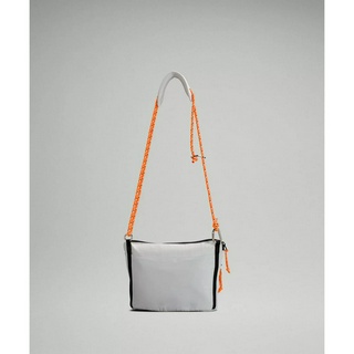 Túi đeo chéo Patch Logo Crossbody Bag- Lululemon