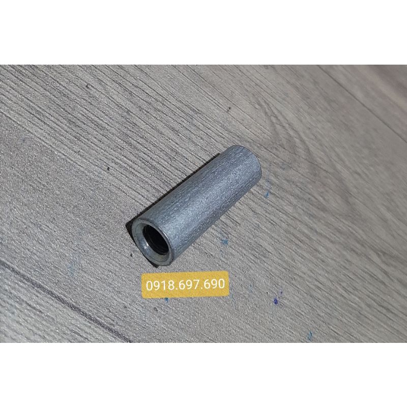 Ống tròn sắt ren 8mm