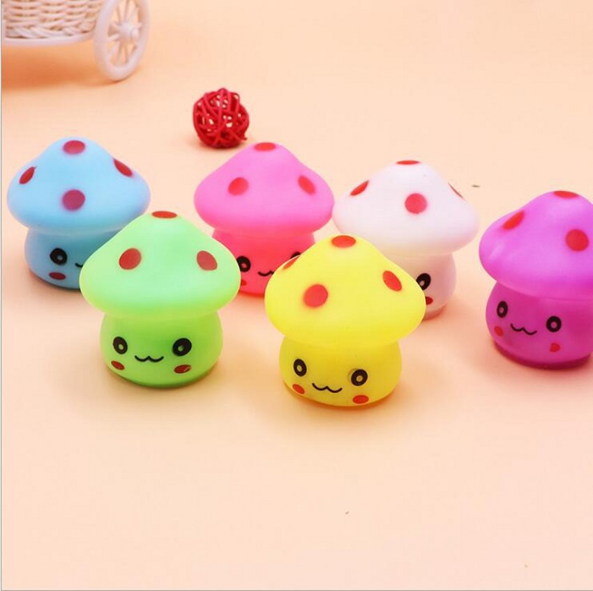 Đèn ngủ 6.5cm 7 màu hình cây nấm thiết kế xinh xắn