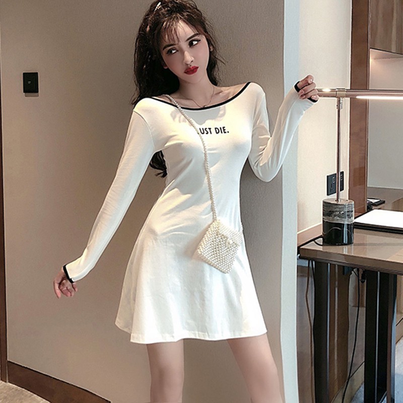 Đầm tay dài hoạ tiết chữ thiết kế trễ vai phong cách Hàn Quốc quyến rũ | BigBuy360 - bigbuy360.vn