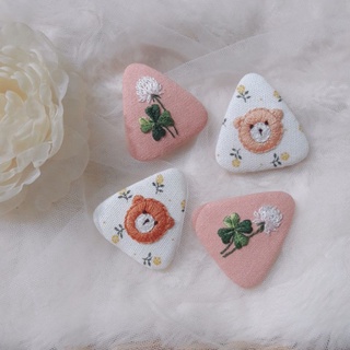 Kẹp tóc thêu tay handmade cho bé