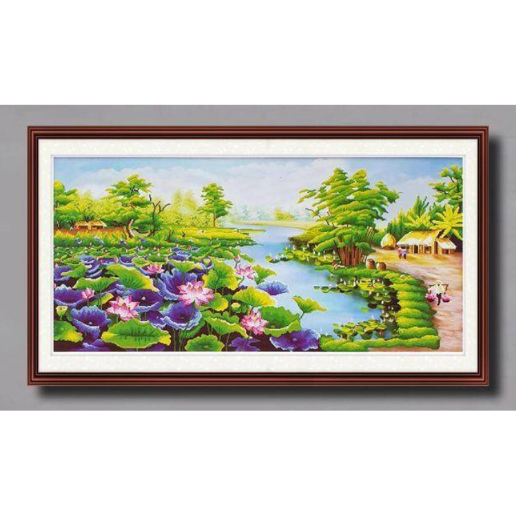TRANH THÊU 3D PHONG CẢNH ĐẦM SEN LV3017 (124X64)
