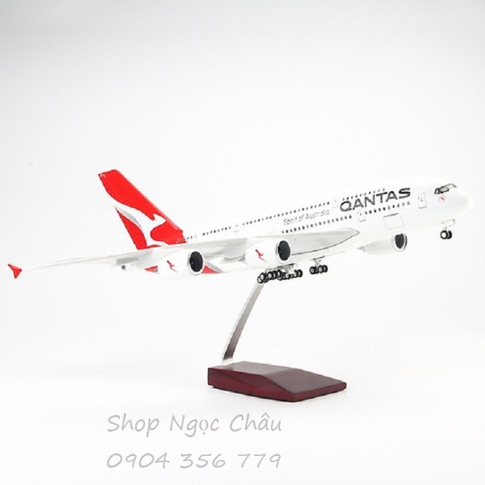 Máy bay mô hình Qantas Airbus A380 LED 47cm