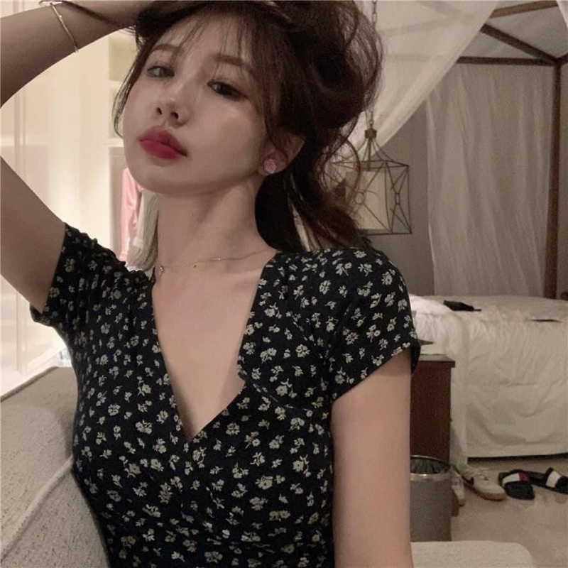 ÁO CROPTOP HOA NHÍ SIÊU XINH