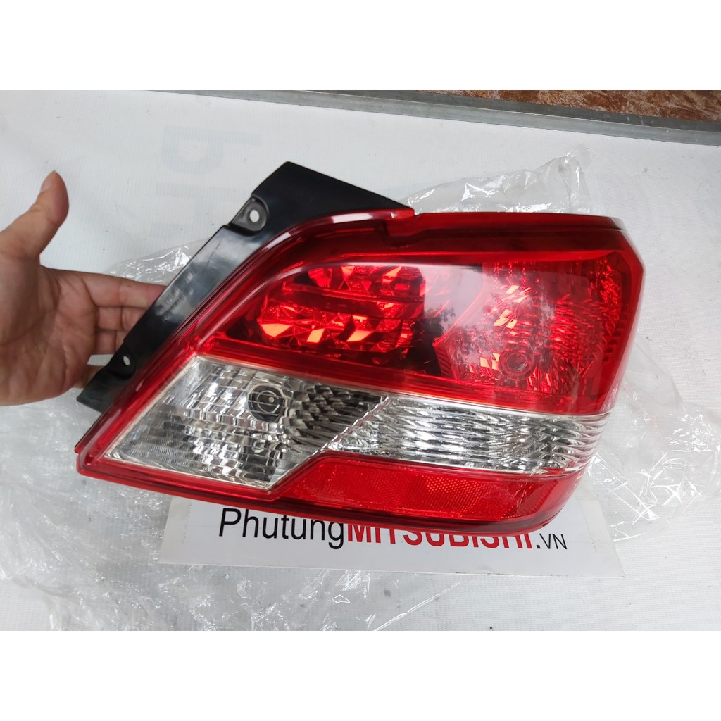 Đèn hậu xe Mitsubishi Attrage 2020 bản halogen