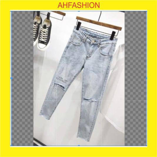 Quần jean nam xanh chất bò rách gối co giãn chữ nổi thời trang cao cấp AHFASHION ms9600