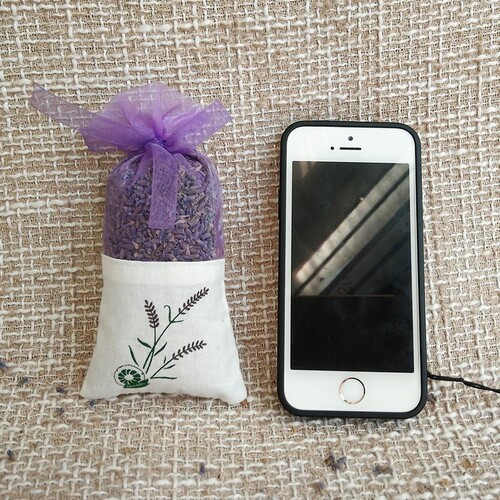 Túi thơm hoa lavender oải hương sấy hoa khô treo phòng khử mùi không khí tủ quần áo mùi hương dễ chịu giúp ngủ sâu