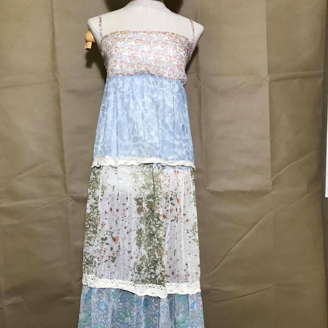 đầm maxi đi biển