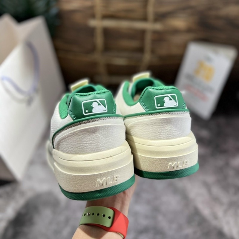 Giày Thể Thao MHSneakers In UV Chữ NY Đế Bằng Mới Nhất 2022