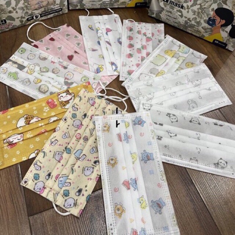 5 Chiếc Khẩu Trang Cao Cấp 4 lớp, chất liệu miễn chê , thử ngay để biết | BigBuy360 - bigbuy360.vn