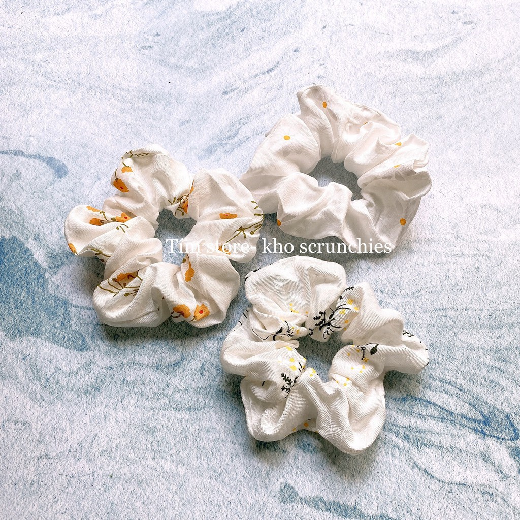 {Ảnh thật}SCRUNCHIES HOA TRẮNG VINTAGE M24 - CỘT TÓC VẢI THỜI TRANG NỮ