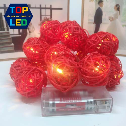 Dây Đèn Led Trang Trí Cầu Mây Đỏ Dài 2M 10 Bóng Dùng Pin Ánh Sáng Ấm Siêu Bên Dễ Sử Dụng TL002