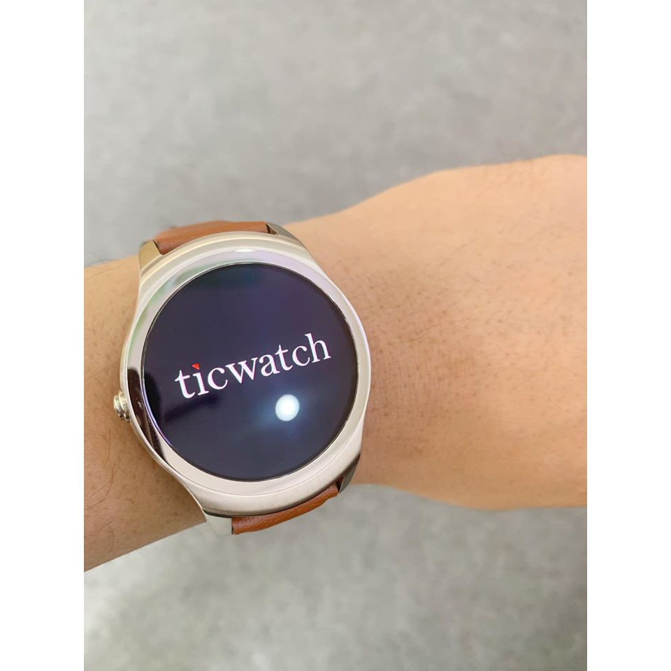 Đồng hồ thông minh Ticwatch 2 Classic