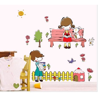 Decal dán tường bé đọc sách