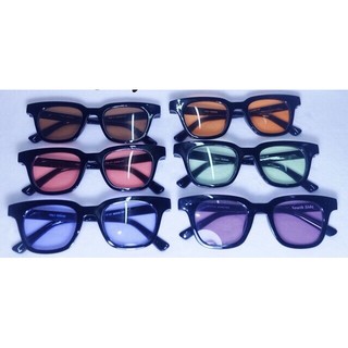 (Có sẵn) mắt kính chữ V Gentle Monster hot trend gọng đen / kính mát