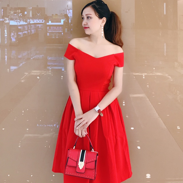 Váy xoè dự tiệc