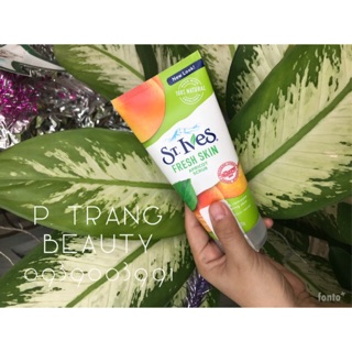 Sữa rửa mặt tấy tế bào chết st.ives