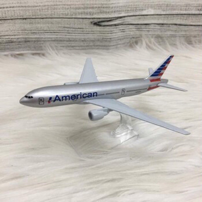MÔ HÌNH MÁY BAY SẮT 20CM KÈM ĐẾ MICA - JETSTAR (