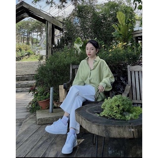 Set sơ mi xanh + quần baggy trắng ✨