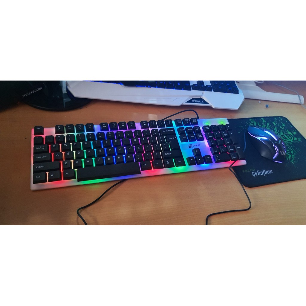 Bộ Bàn Phím Chuột giả cơ LED 7 Màu Q300 , Phím nhậy , độ nhẩy cao , Bảo hành 12 Tháng 1 đổi 1 , Tặng bàn di chuột | BigBuy360 - bigbuy360.vn