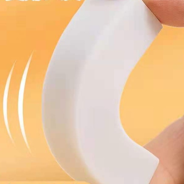 Tẩy Bút Chì Màu Trắng Hoạt Hình Conan Và Những Người Bạn