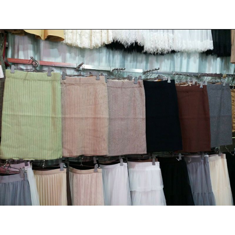 Chân váy len tăm ngắn Quảng Châu loại 1 | BigBuy360 - bigbuy360.vn