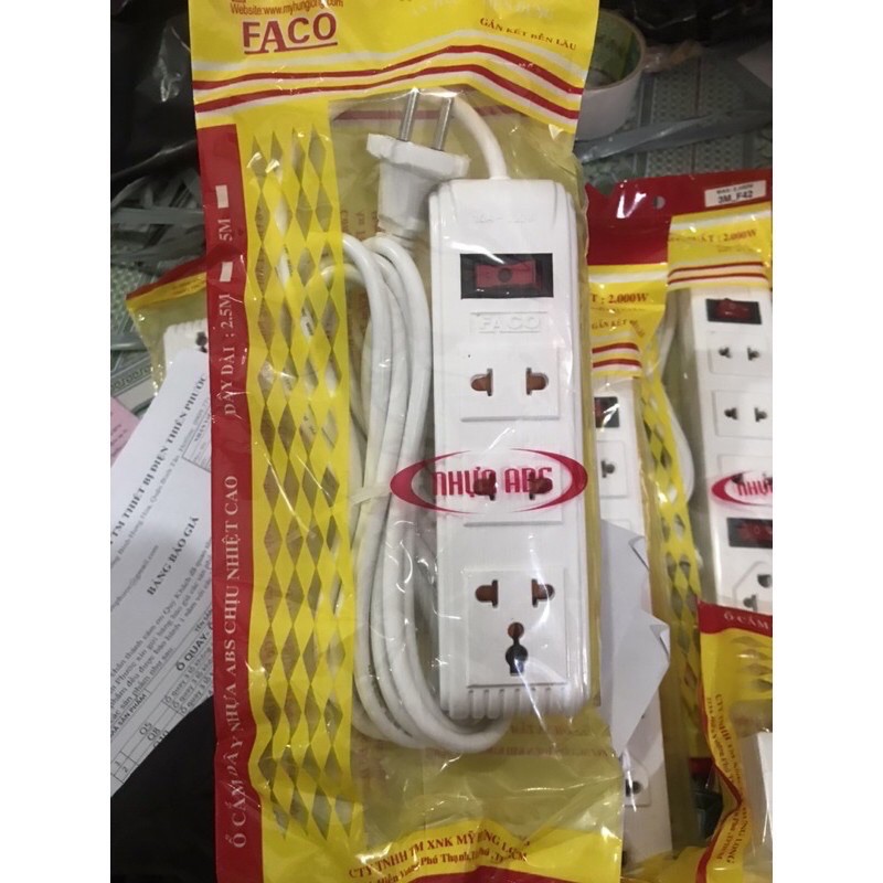 ổ cấm điện Faco 2000w