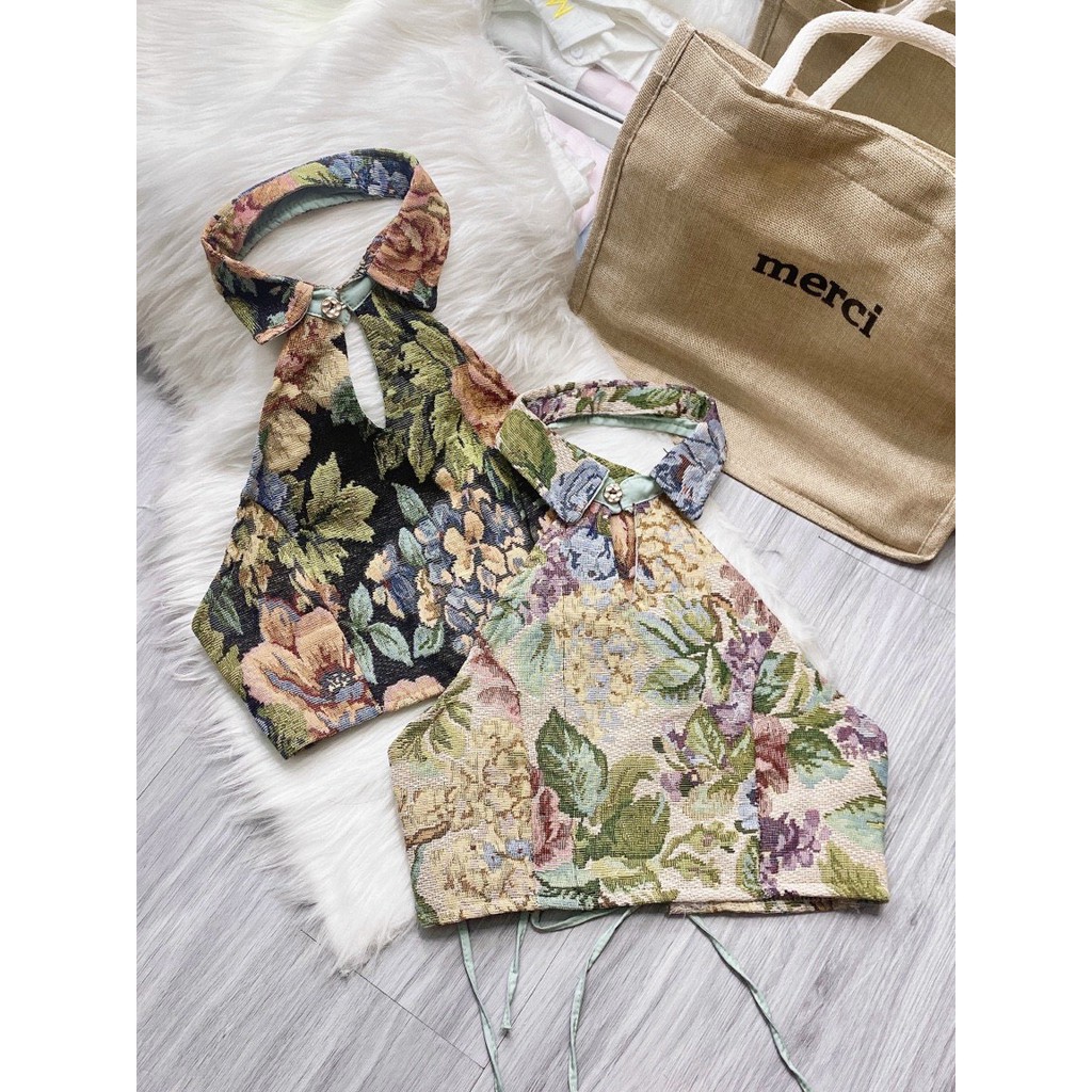 Áo kiểu nữ croptop cổ yếm hở lưng đan dây hoa thổ cẩm xinh ut