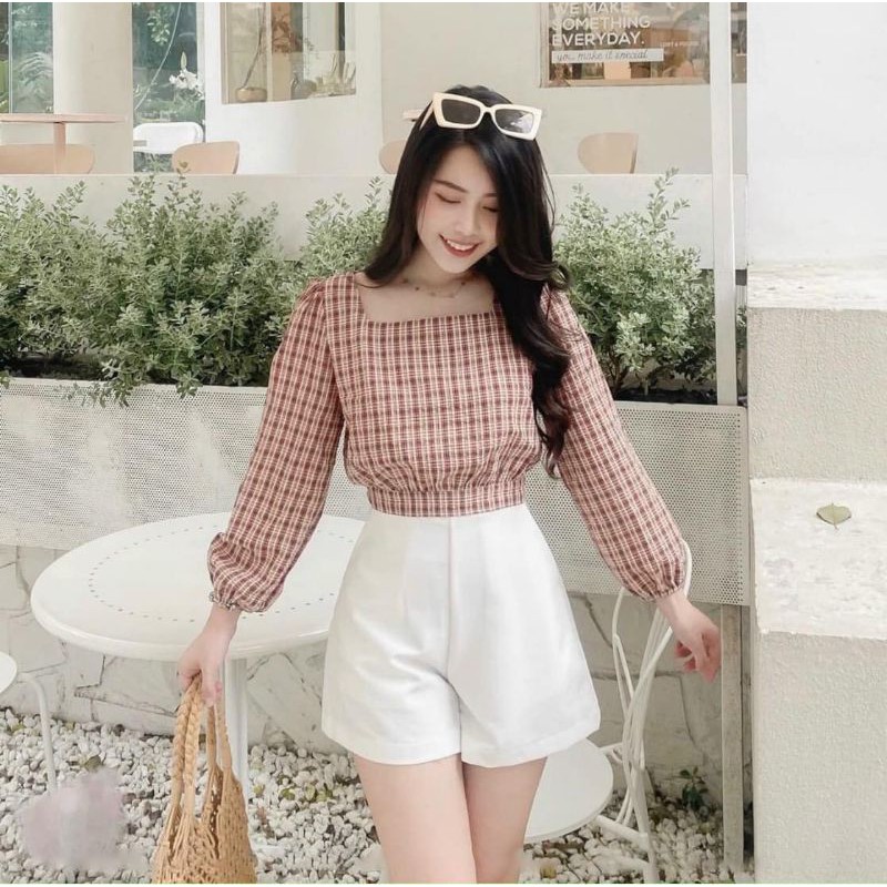 S602 Set đồ bộ nữ, gồm áo crottop khuy sau có dây buộc cổ vuông phối quần short ống rộng túi 2 bên