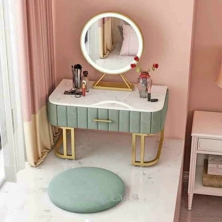 Bàn trang điểm mini ngồi bệt có đèn led - Nội thất Chani