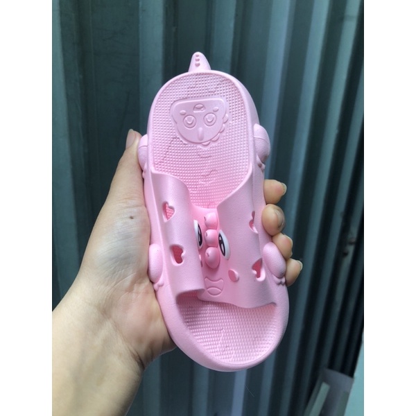 Dép quai ngang cho bé hình khủng long siêu cưng