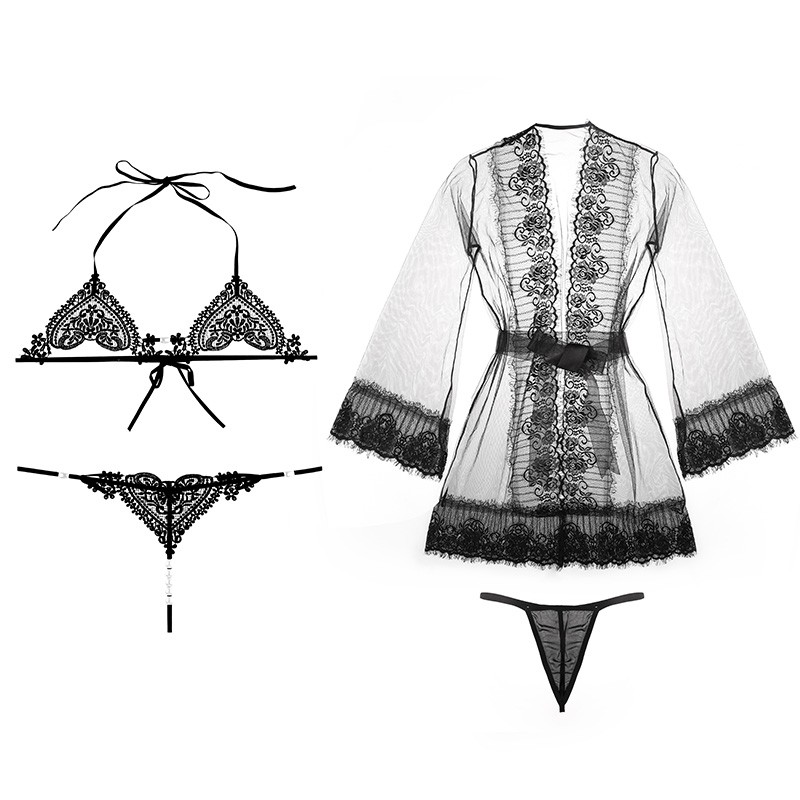 Đồ ngủ sexy gồm áo choàng và bộ lót trái tim TK2363