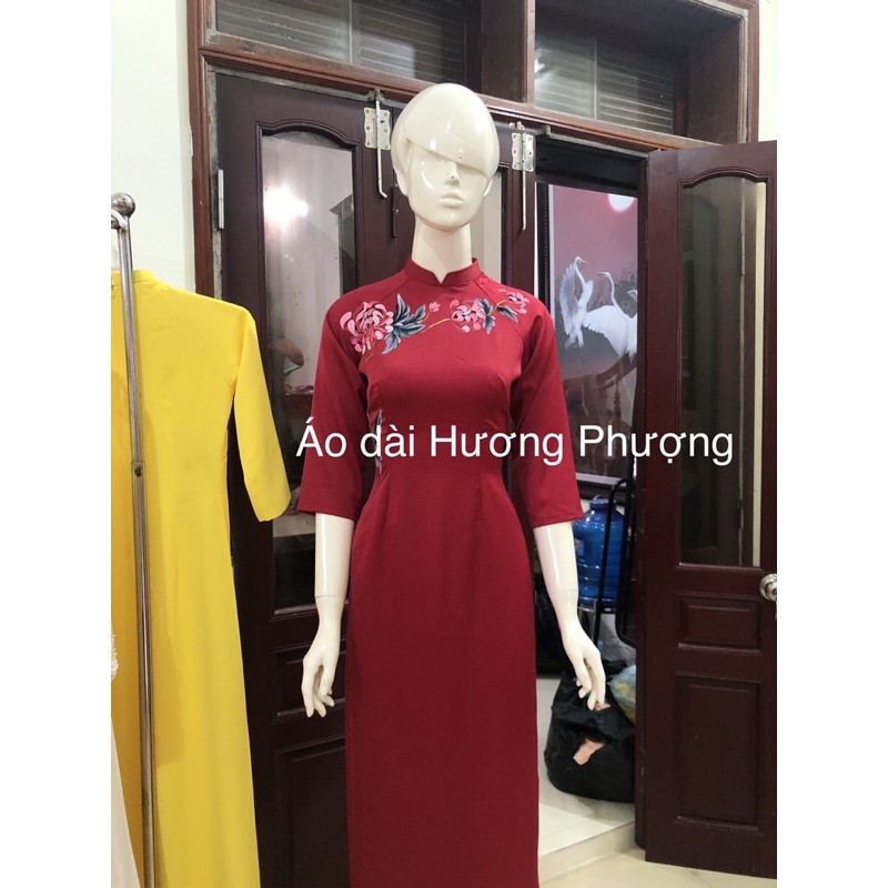 Áo dài vẽ tay nhẹ nhàng