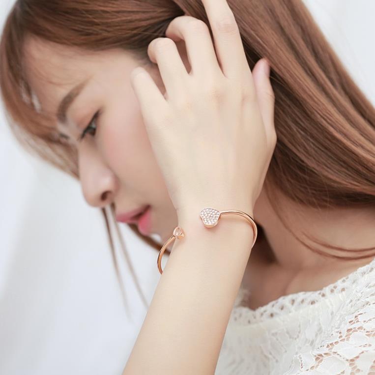 Lắc tay vòng tay trái tim nữ đẹp Hàn Quốc i61