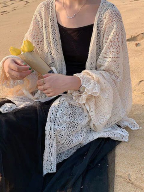 Khoác ren mỏng siêu xinh