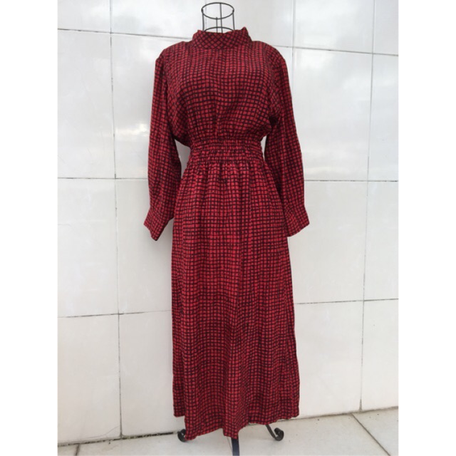Đầm vintage cổ điển