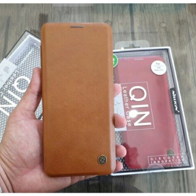 Bao da Nillkin Qin Galaxy S10 chính hãng | BigBuy360 - bigbuy360.vn