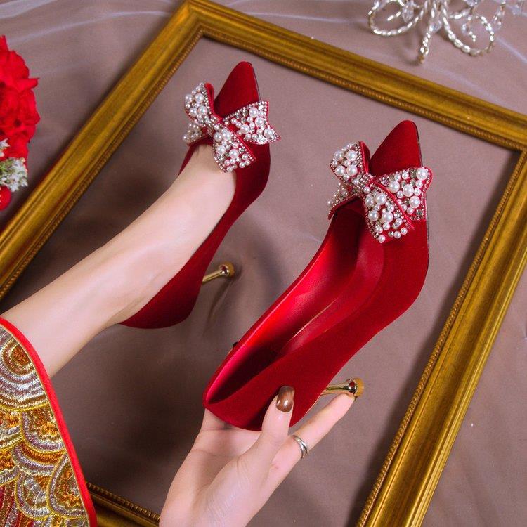 Giày Cao Gót Cô Dâu Màu Đỏ Pha Lê Phong Cách Thời Trang Mới 2022