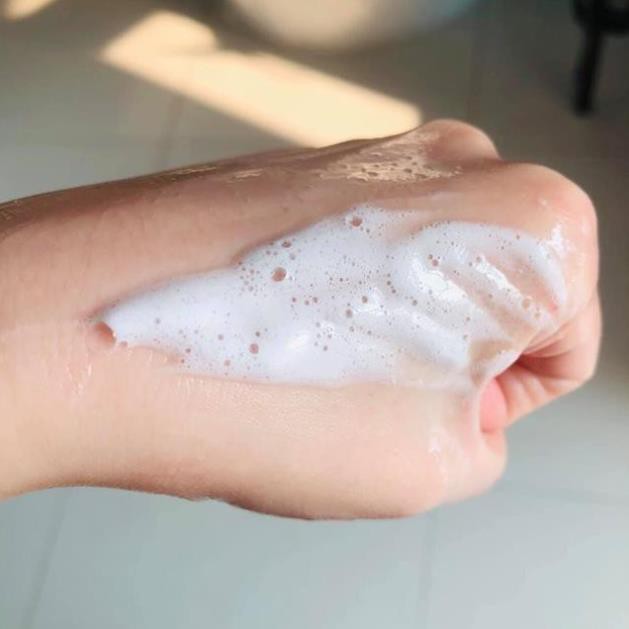 1 gói sữa rửa mặt làm sạch cấp ẩm cho da nhờn mụn