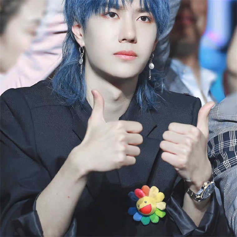 Ghim cài áo trang trí 2236 hình hoa hướng dương nhồi bông thời trang dành cho nam và nữ làm quà tặng giáng sinh