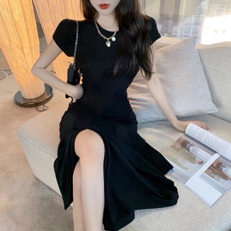 Đầm Body Dáng Xòe Xẻ Tà Chất Thun Gân- Váy Ôm Dáng Dài Tay Cộc Cổ Tròn Tôn Dáng Màu Đen