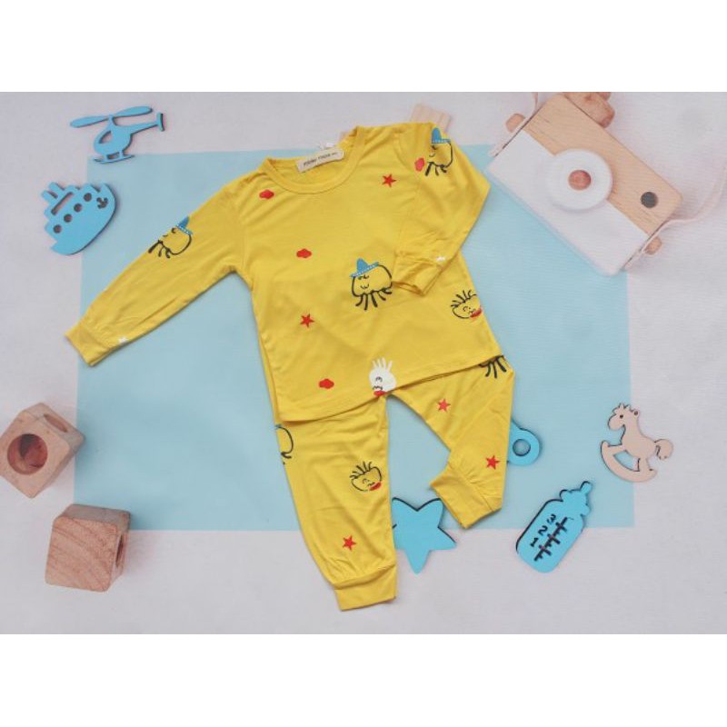 Bộ dài tay thun lạnh Minky mom nền trắng họa tiết bạch tuộc