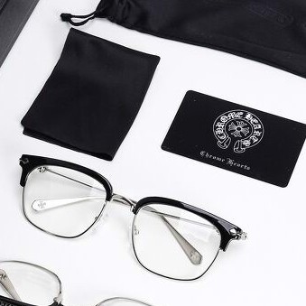 Mắt Kính Trắng CHROME HEARTS Gọng Kim Loại Bạc Họa Tiết Đẹp FullBox