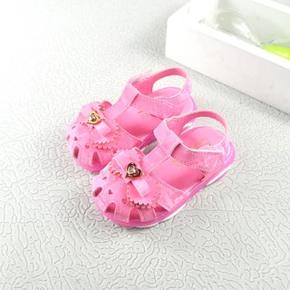 sandal bé gái size 21-25 đèn led độc lạ