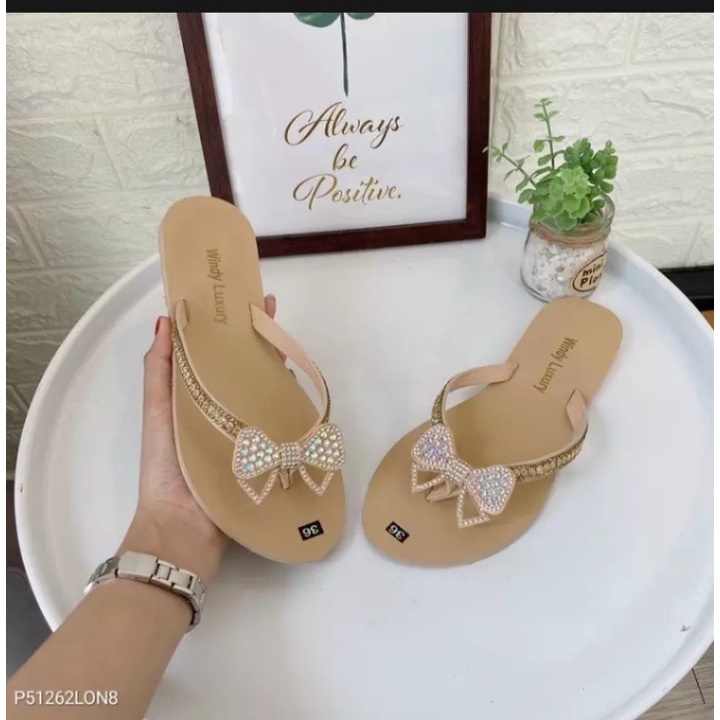 Dép lê bệt nữ đế bằng kẹp xỏ ngón đính đá xoàn lấp lánh sang chảnh dép77