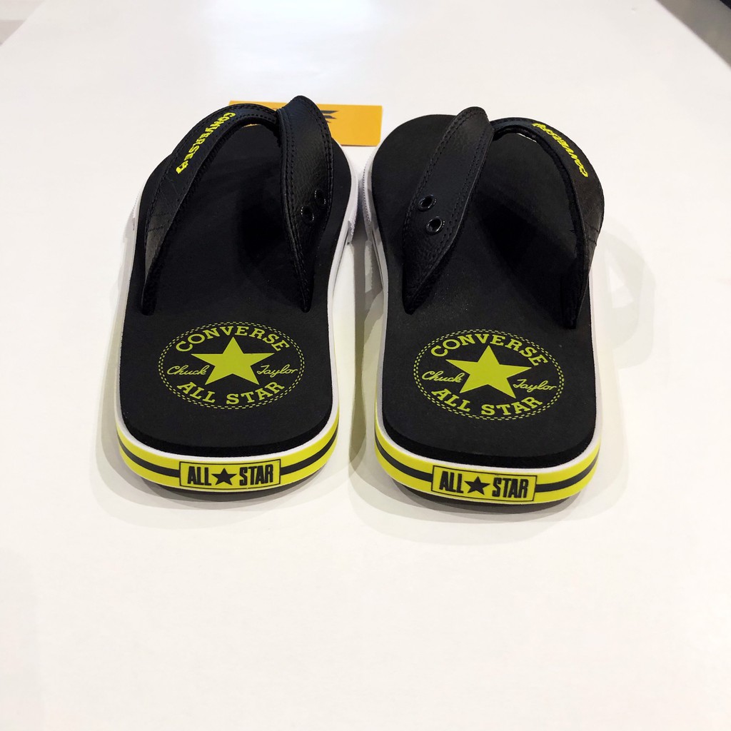 Dép Converse đen vàng xỏ ngón