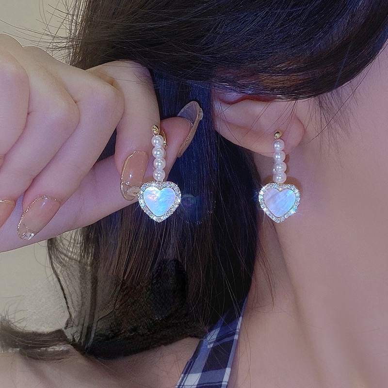 Bông Tai Hình Trái Tim Đính Đá Phong Cách Hàn Quốc